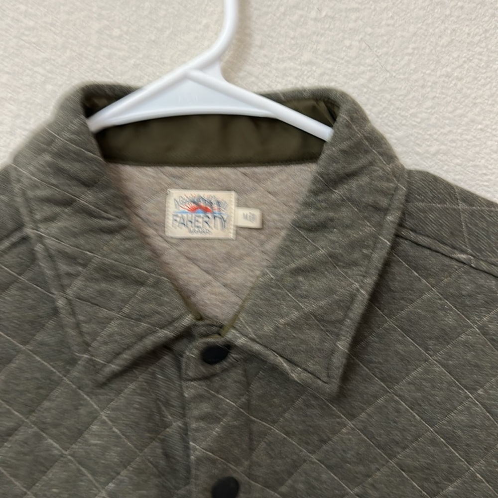 Faherty Quilted Button Down Jacket - image 2